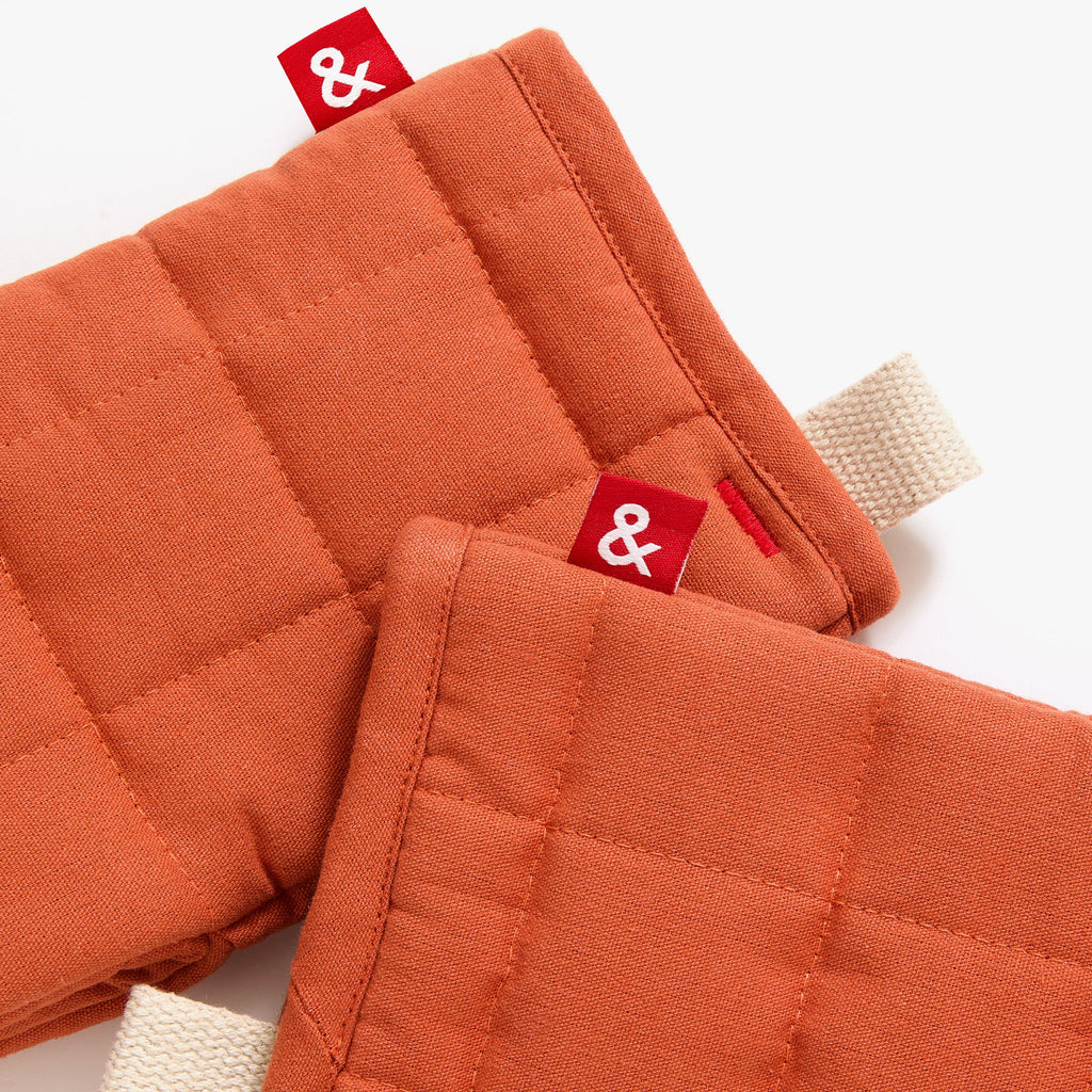 The Oven Mitts - Paprika Red