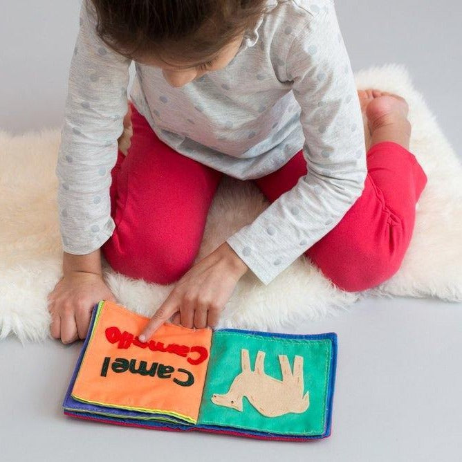 Spanish-English Animal Book