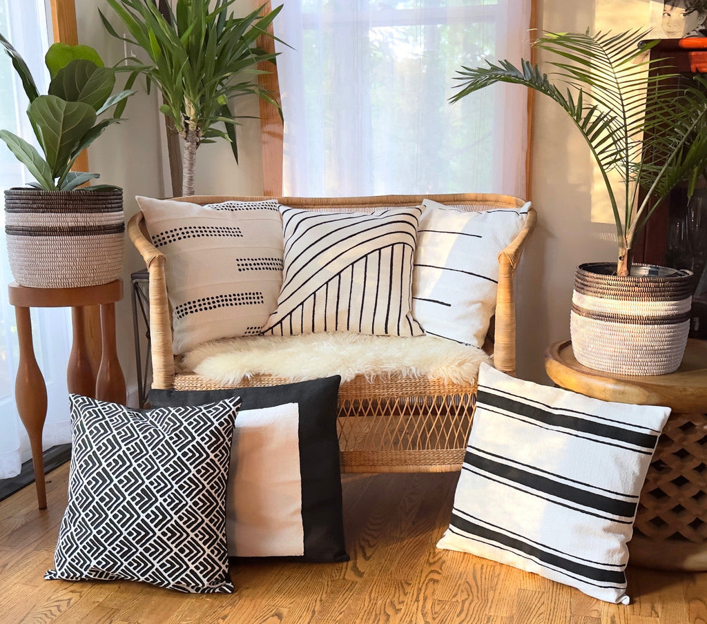 Black & White Squares Sadza Pillow